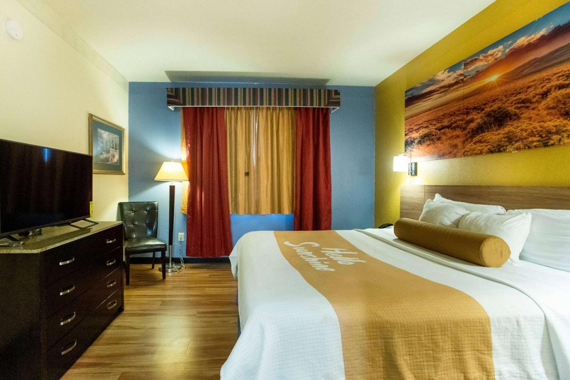 Days Inn & Suites By Wyndham Houston North/Aldine Exteriér fotografie