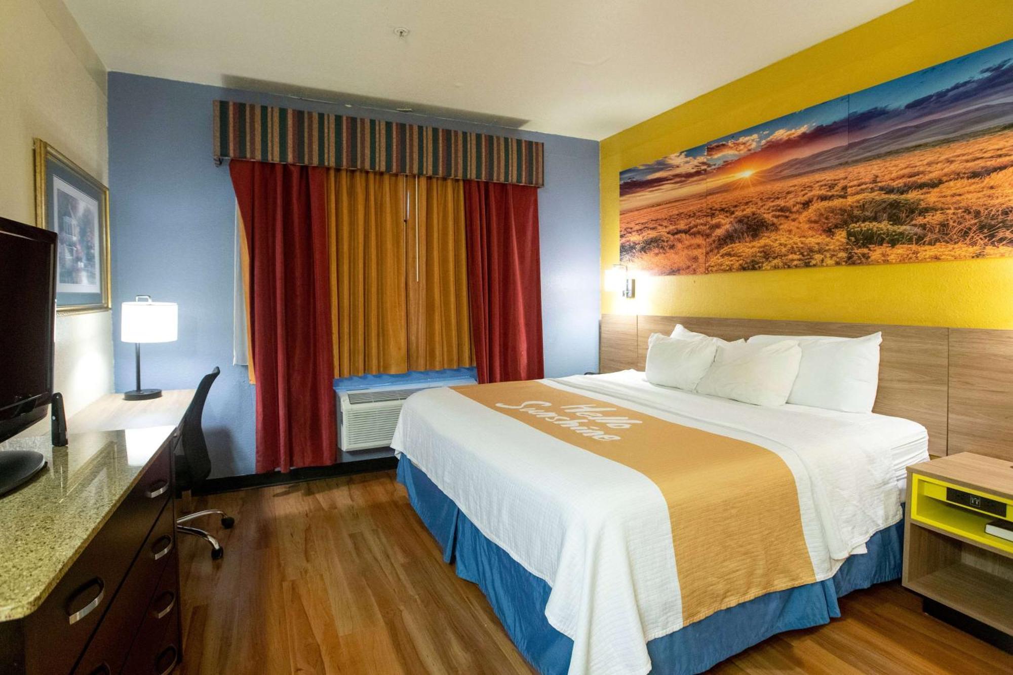Days Inn & Suites By Wyndham Houston North/Aldine Exteriér fotografie