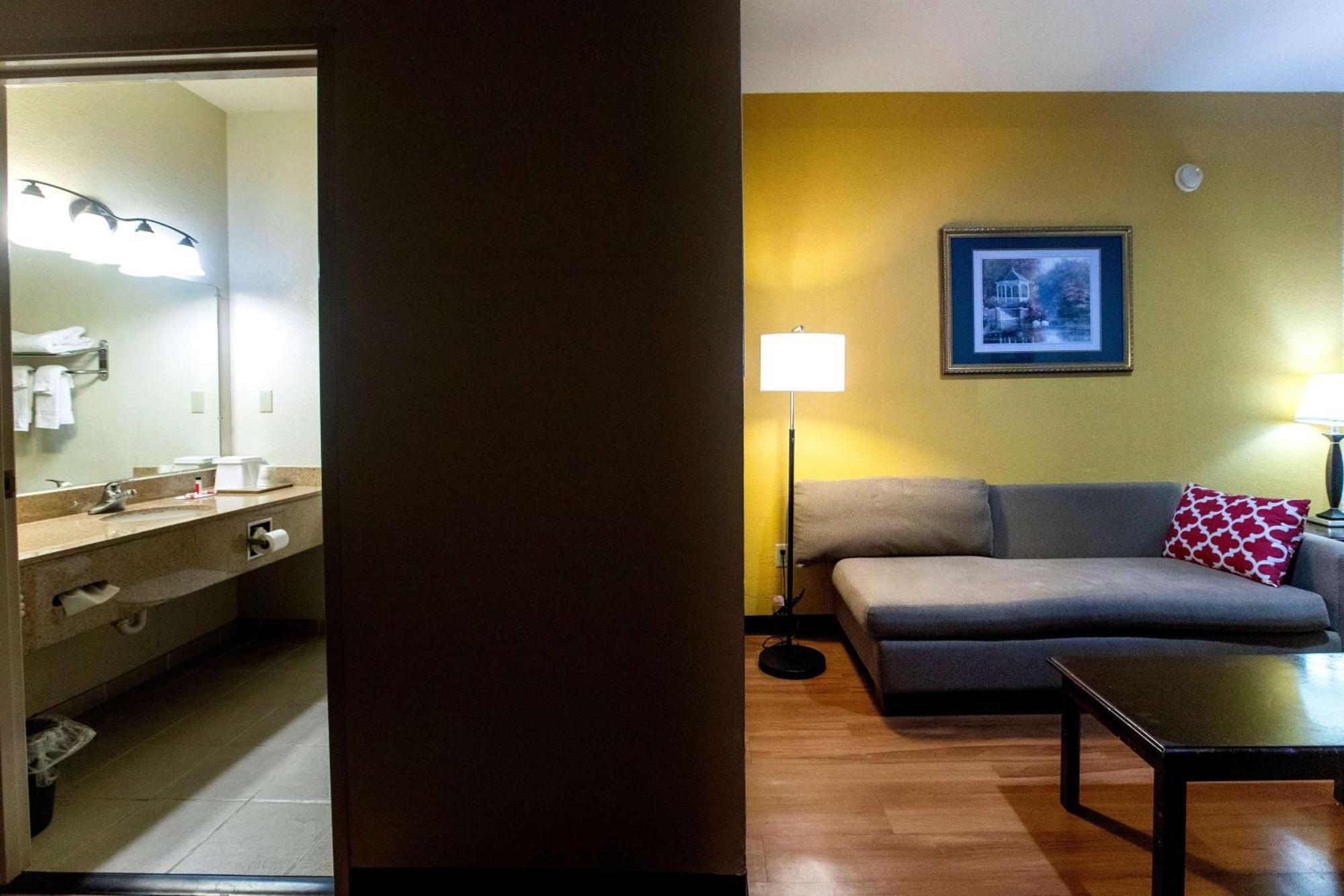 Days Inn & Suites By Wyndham Houston North/Aldine Exteriér fotografie